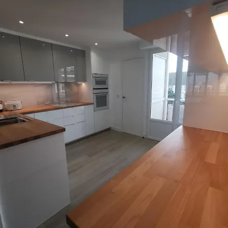 Ker - Sea View - 3 Bedrooms Appt *